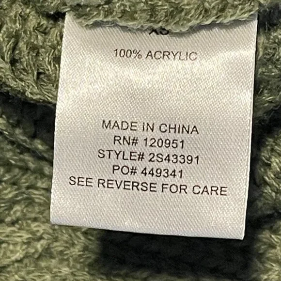 Olive Green Cropped Cable Knit Sweater With Diamond Pattern & Full Zipper - Picture 8 of 10